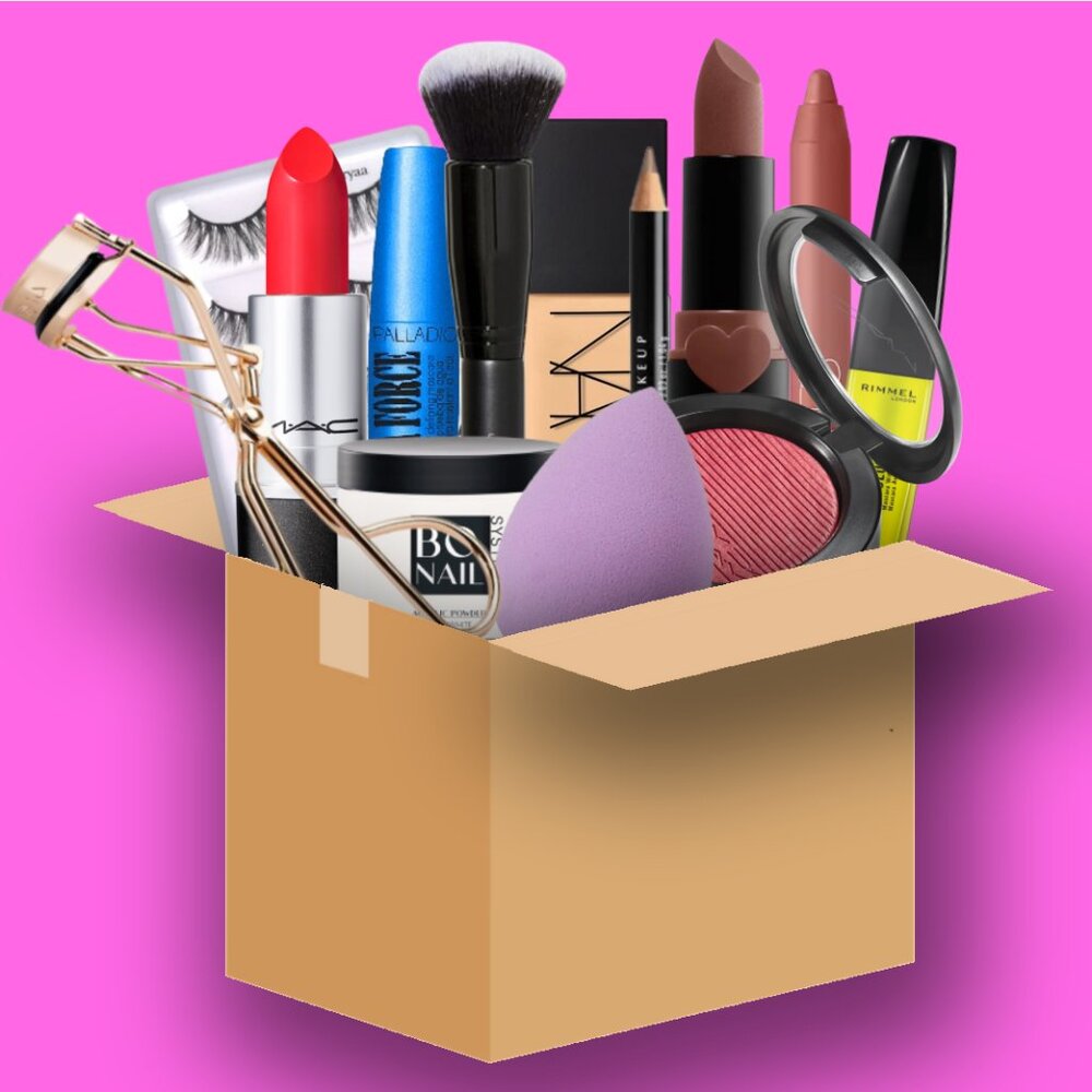 New! ❤️◝(^⌣^)◜❤️ 2025 Makeup Mystery Box Womens Cosmetics Loot Lot